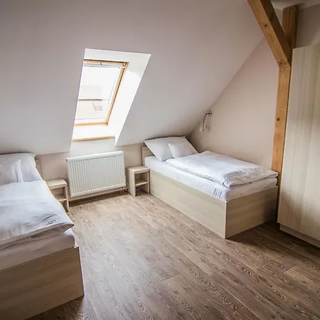 Viktorin 3* Poděbrady